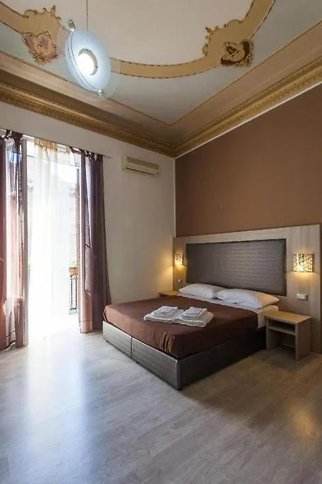 B&B Archi Palermo Centro Italia