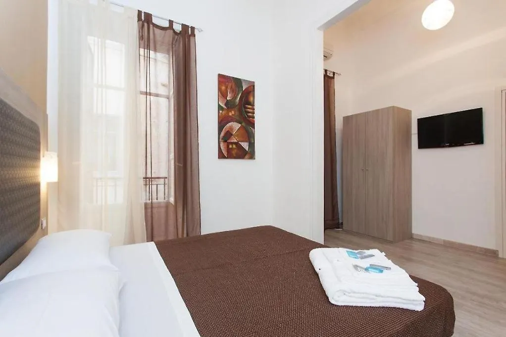 B&B Archi Palermo Centro Italia